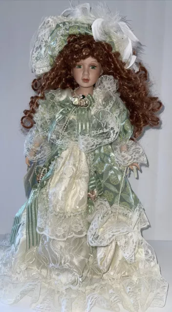 The duck house heirloom dolls 20” with Stand ! 2820/5000
