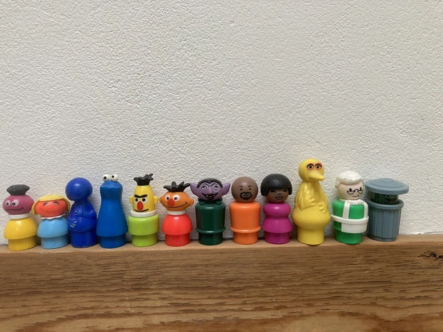 RARE VINTAGE 1970'S FISHER PRICE LITTLE PEOPLE Sesame Street £75.00