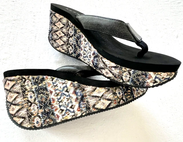 ROPER Women's Size 8 Black Tapestry Thong Wedge Platform Slip-On Casual Sandals
