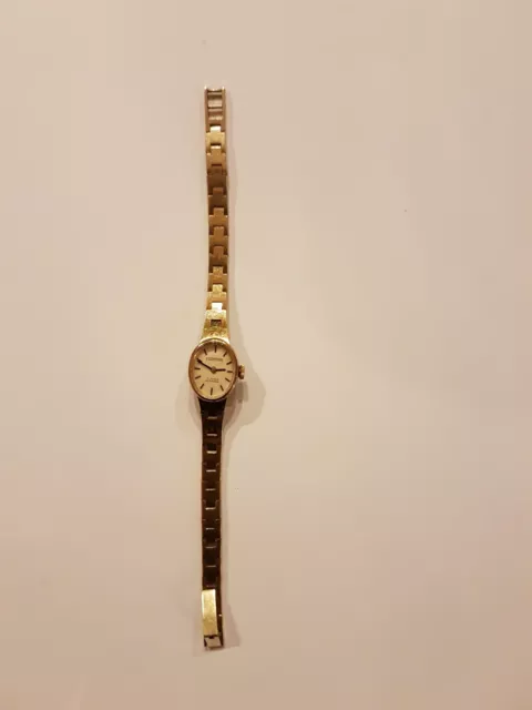 Montre 17 on sale rubis prix