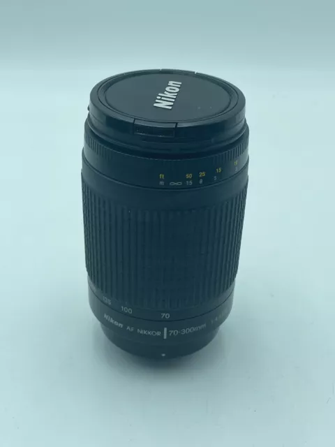 Nikon Zoom-Nikkor 70-300 mm F/4-5.6 AF Objektiv