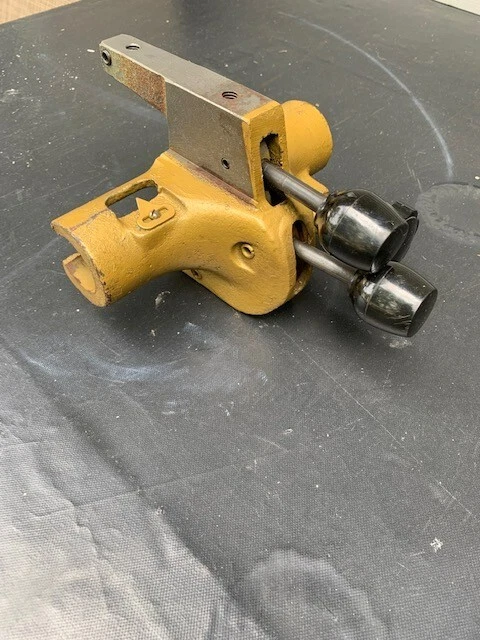 Powermatic Models 65 & 66 Table Saw Carriage Fence Complete Assembly Powermatic Models 65 & 66 Table Saw Carriage Fence Complete Assembly