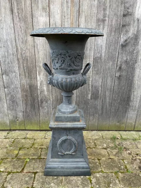 Gusseisen Amphore auf Sockel Eisenguss Vase 106 cm 3