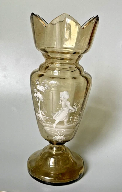 Jarrón 1900 Cristal Ahumado Esmaltado con Decoración Galant Chica Cesta De Uvas