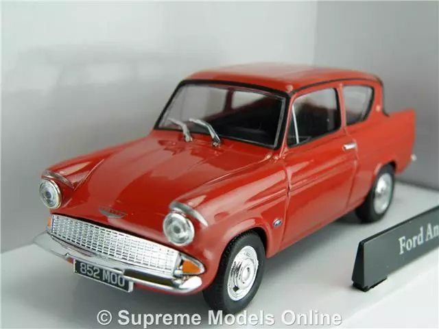 Ford Anglia Model Car Red 1:43 Scale Cararama Cr040 Issue 251Xnd 60'S K8Q