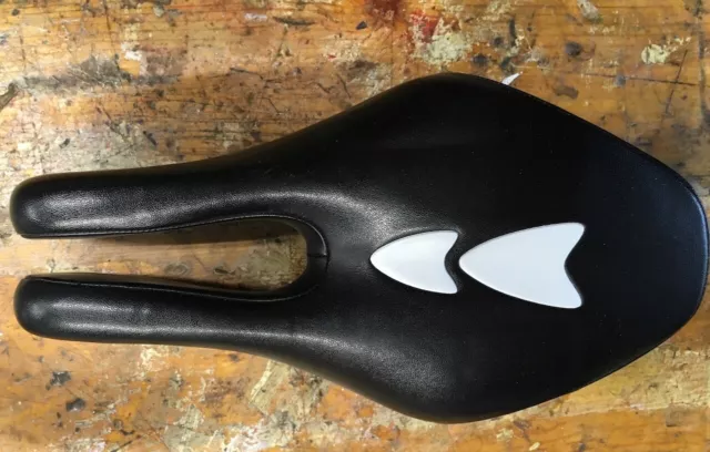 ISM Adamo Gel Racing Saddle Ti Rails PRETTY