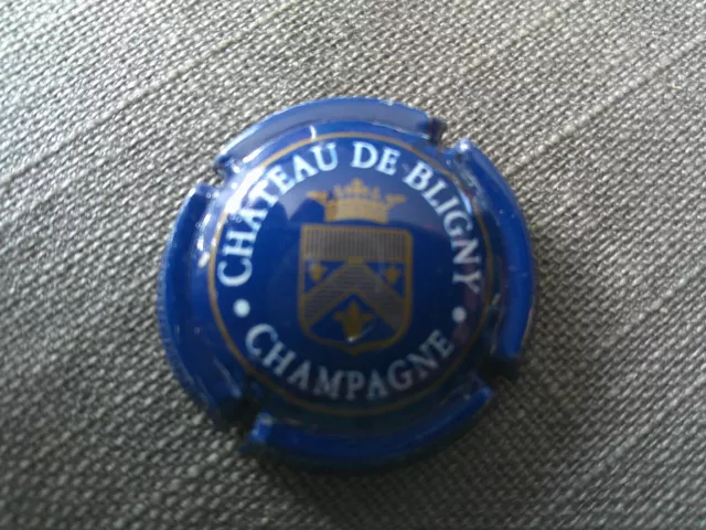 20/  capsule de champagne CHATEAU DE BLIGNY