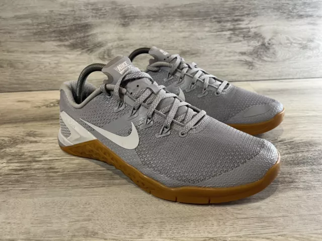 Nike metcon 4 grey gum on sale