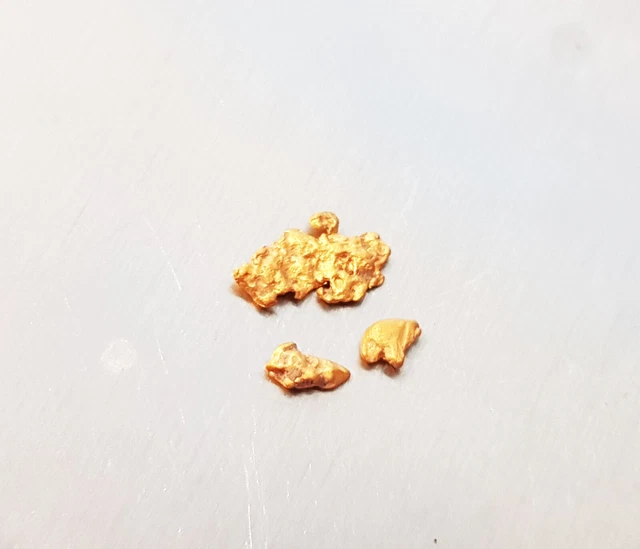 Australian Natural Gold Nuggets 3 pieces - 0.21 grams total.