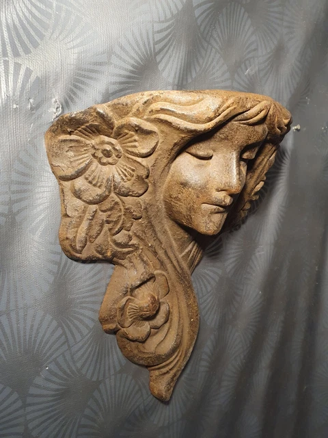 applique murale jardinière en fonte style mucha sculpture femme art nouveau