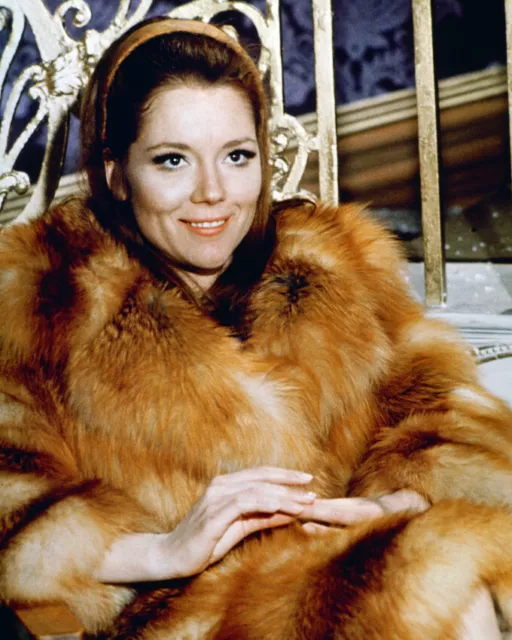 Diana Rigg Color 8x10 Photo 20x25 Cm Approx 1960s In Fur Coat 10 75