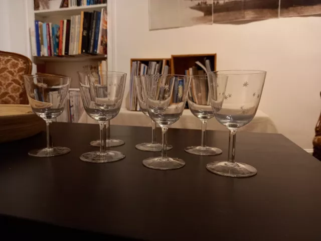 Série de 7 Verres en Cristal Gravé D'étoiles - ancien - 2