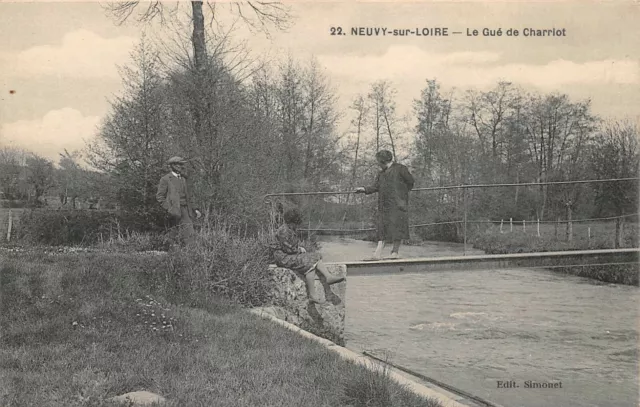 Neuvy sur Loire - le Guet de chariot