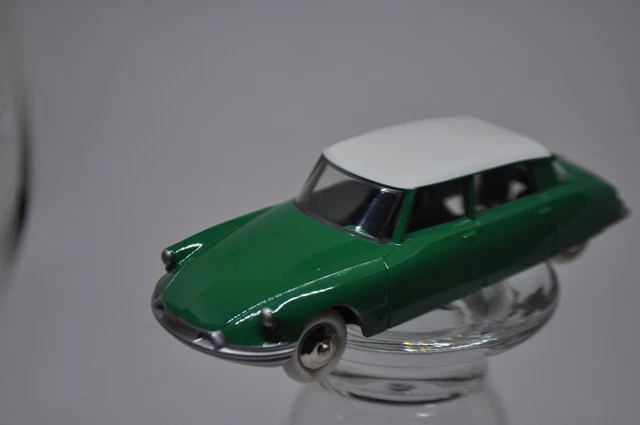 1/43 Citroen Ds19  Verte  Dinky Toys Dans Sa Boite
