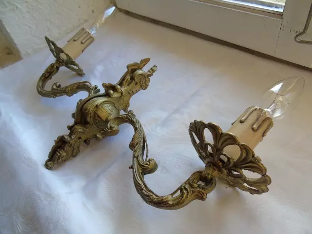 French a pair of  gold bronze wall light sconces nicely patterned vintage