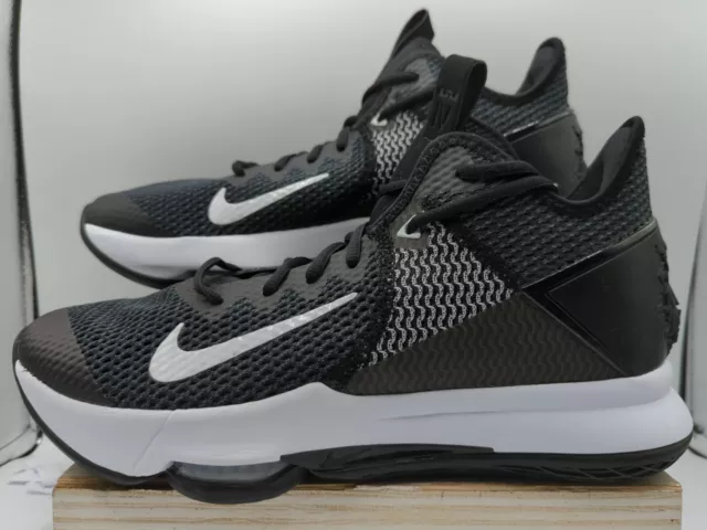 Nike LeBron Witness 4 Men's Trainers Uk 9 Brand New Cp45