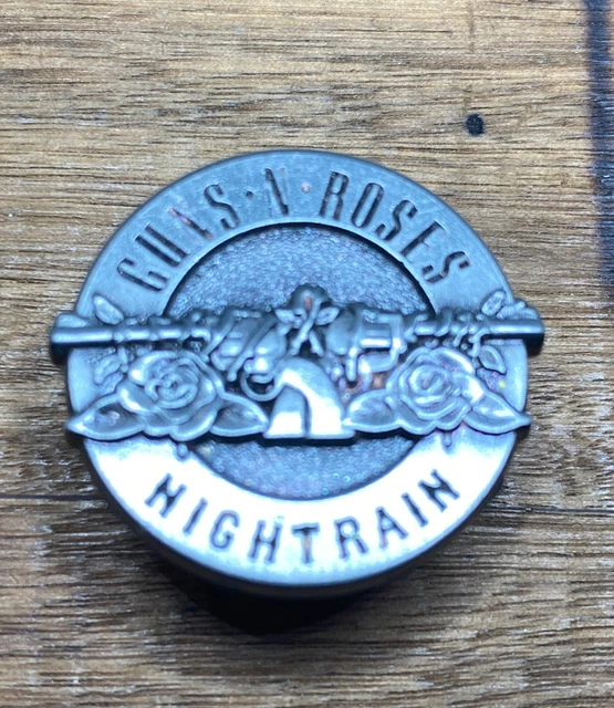 GUNS N ROSES Round Logo Metal Pin Badge Nightrain. Rare Collectible £10 ...