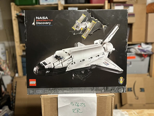 LEGO Icons: NASA Space Shuttle Discovery (10283) - Box Damage LEGO Icons: NASA Space Shuttle Discovery (10283) - Box Damage