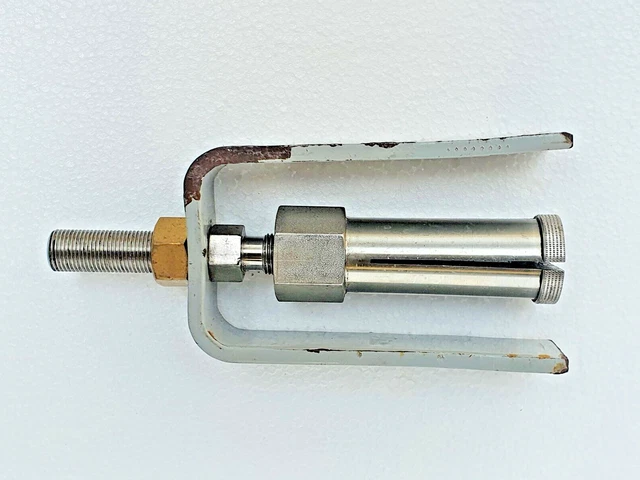 PARKER 91-7230 WEEP Ring Puller Tool for 3P20 & 5P50 Series Pumps $297. ...