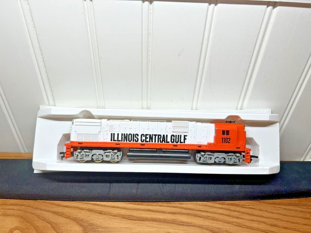 Tyco HO Gauge Diesel Locomotive Illinois Central Gulf #1102 As Is Untested