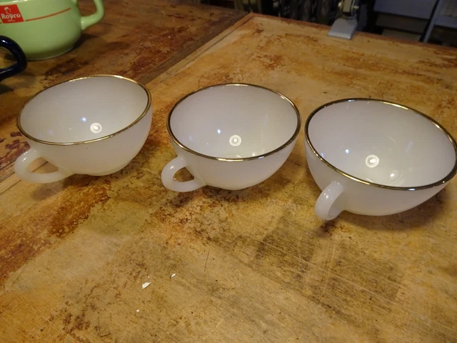 Duo De Tasses Flunch Porcelaine Opaline Blanche + Sous-tasses Arcopal - France