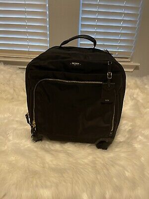 $625 Tumi Oslo Voyageur Compact Carry On Spinner Suitcase Luggage Black