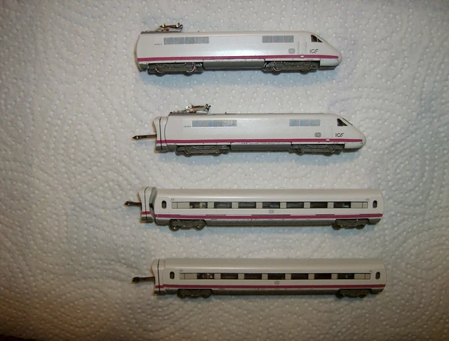 Märklin Triebwagen Baureihe 724 DB - Modellbahn Spur H0 Mit Digital-Decoder