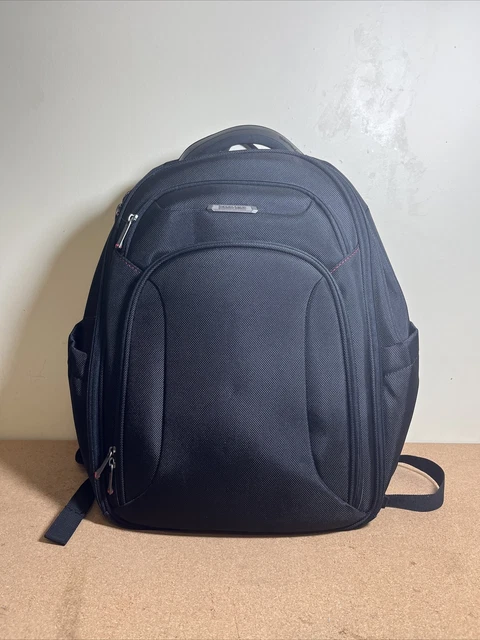 Samsonite xenon deals 3.0 slim backpack