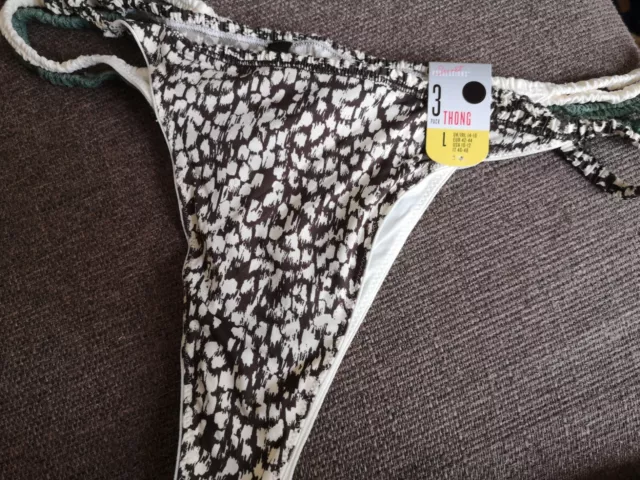 5 Pack Thong Secret Possessions By Primark Size 18-20, Grey, Pink, White