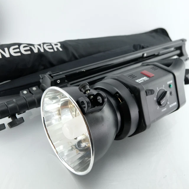 3 x Bowens Gemini GM400 flash heads c/w mains cables. Untested but removed from a working environme