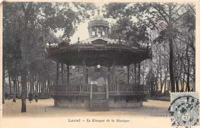 Cpa 53 Laval Le Kiosque De La Musique