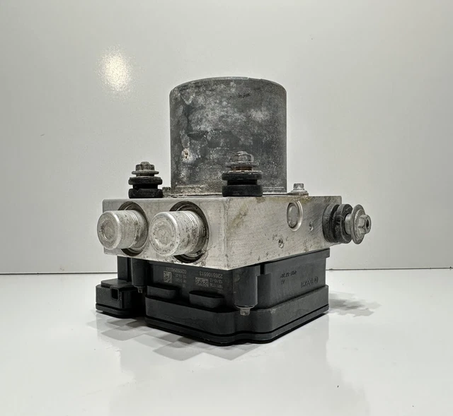 MERCEDES SPRINTER ABS Pump Hydraulic Block Control Unit A 9069008601