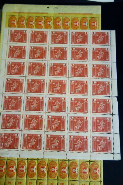 Timbres de revenus géants comme neuf dans le monde entier trésor précoce de 1 300 2