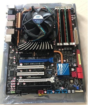 ATI HD 5670 i7 950 ASUS ASUS p6t Deluxe v2 Intel x58 Scheda madre ATX Socket 1366 