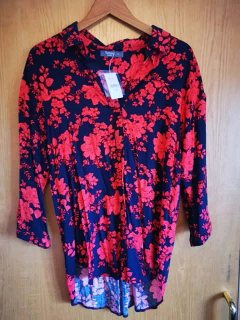 BNWT Women's gorgeous blouse by NUTMEG in size 14