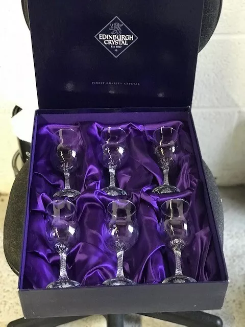 Edinburgh crystal wine glasses set of 6 boxed. Never used. Excellent condition.