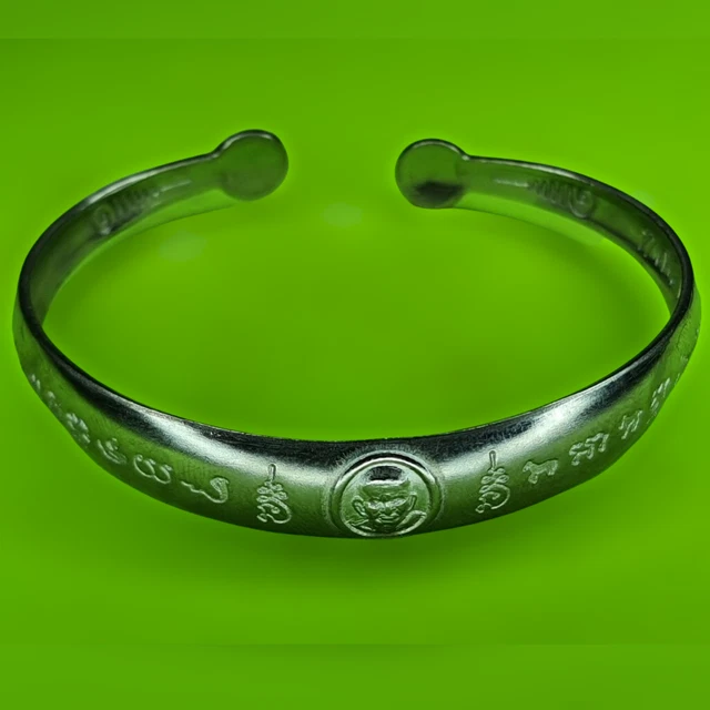 Bracelet of 12 Zodiacs Thai Amulet LP.Tuad Stainless Steel Talisman Lucky Bracelet of 12 Zodiacs Thai Amulet LP.Tuad Stainless Steel Talisman Lucky