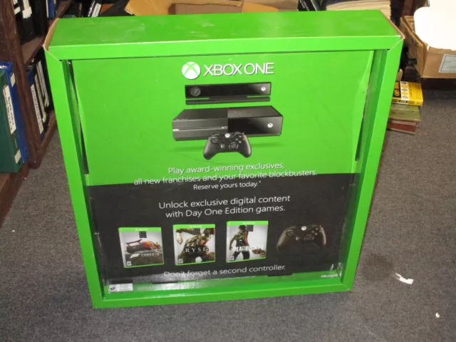 XBOX 360 Game System Retail Store Display Lighted-Up KIOSK **RARE