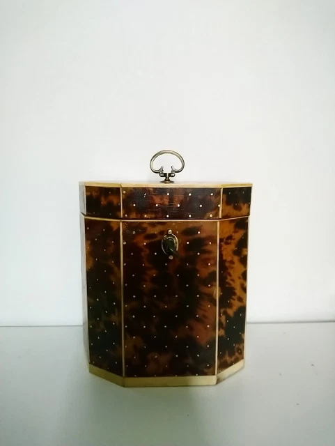 Boite À Thé Anglaise décagonale georgian tea caddy 18ème