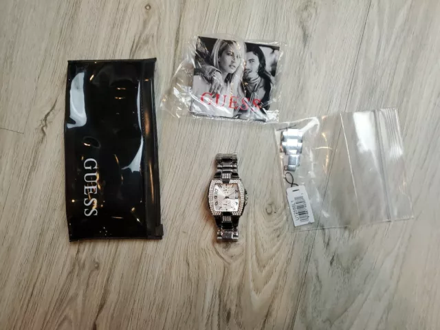 Guess Women's Watch Silver Stainless Steel Water Resistant U1256L1 WORKS GREAT