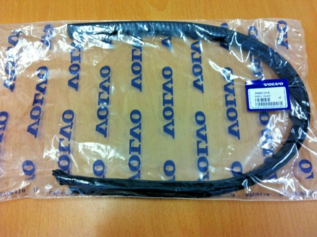 GENUINE VOLVO RUBBER Rear Door Seal V50 S40 04-12 30661314 Left £35.76 ...