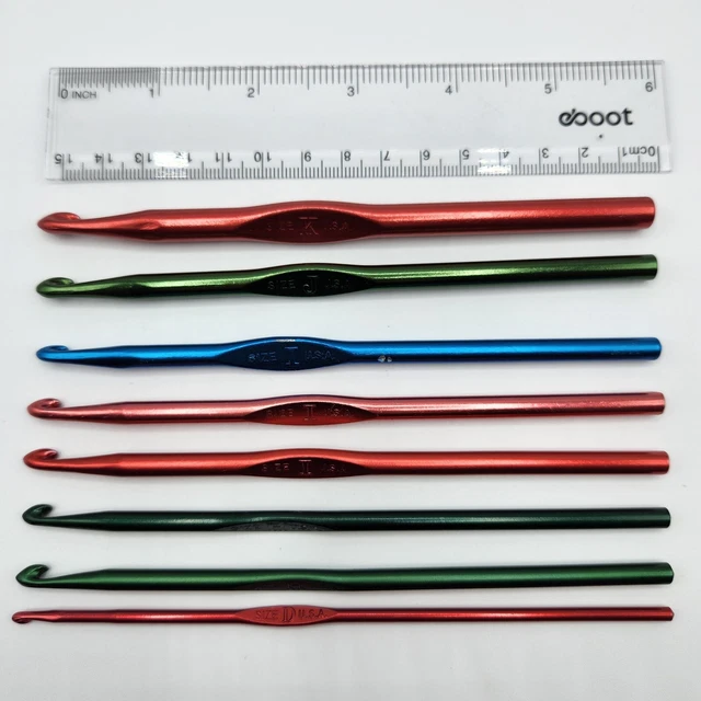 VINTAGE lot of 8 Boye Metal Crochet Needles | Medium sizes VINTAGE lot of 8 Boye Metal Crochet Needles | Medium sizes