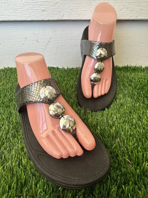 FITFLOPS US  7 EU 38 Petra Pewter Jeweled Thong Wedge Sandals Shoes