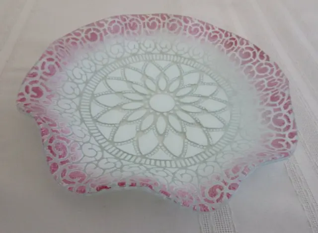 SYDENSTRICKER Embassy Pink 9 1/2" Wavy BOWL Signed Fused Art Glass Handmade