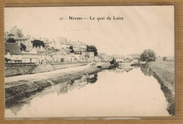 Cpa Nevers - le quai de Loire wn0723