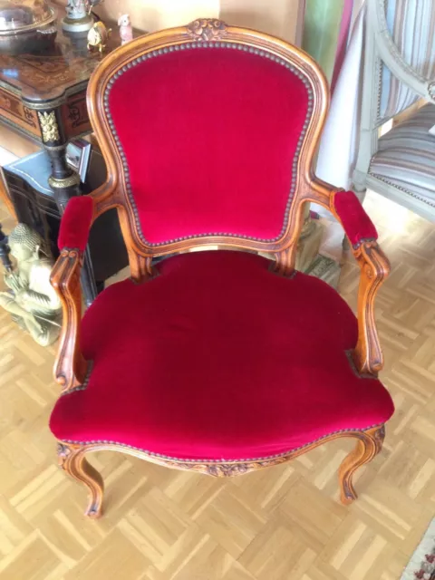 Lot : 2 fauteuils Anciens Style Louis XV Fauteuil Cabriolet