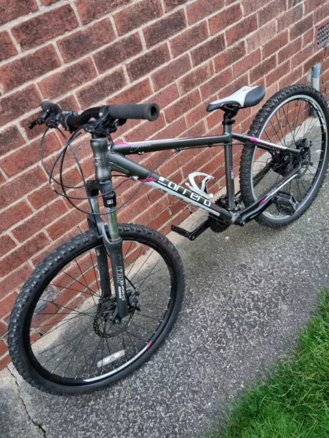 Barracuda nariva top mountain bike