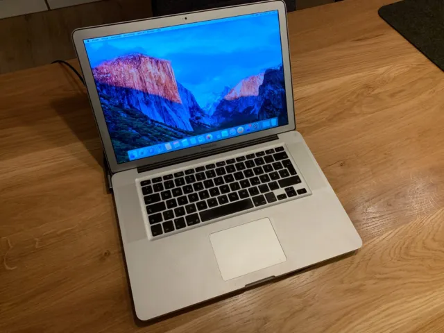 Apple MacBook Pro 15 Zoll, Intel 2,66 GHz, 4 GB RAM, 128 GB SSD - ohne Netzteil