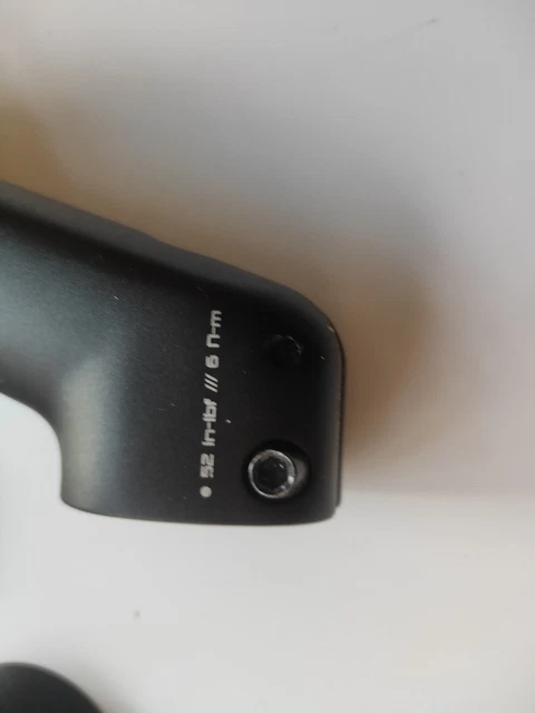 Semi integrated/continuously curving stem/Grips/Bar ~110mm Stem Length Boardman 2