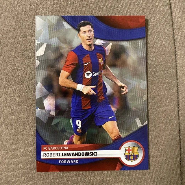 TOPPS BARCELONA TEAM Set 2023 2024 Parallel Icy Foil Aleix Garrido EUR